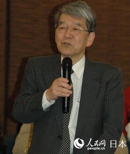 堀江正弘教授做主旨演講。